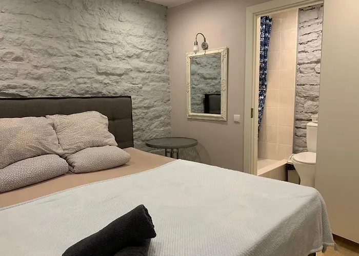 Suda5 Хостел *